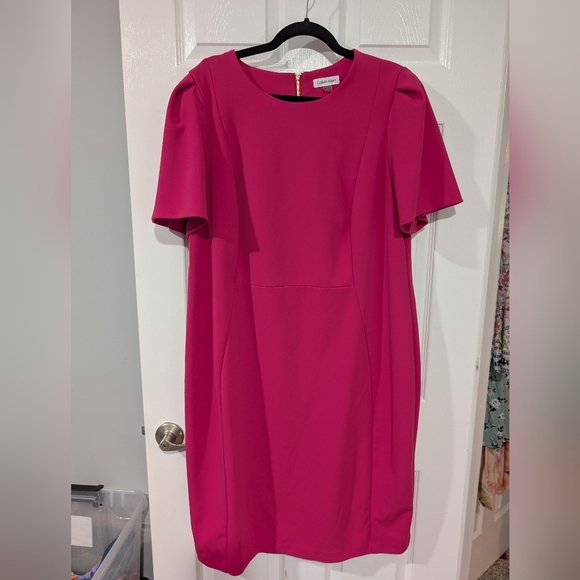 Calvin Klein Hot Pink Short Puff Sleeve Crepe Sheath Dress in Size 20W - Picture 1 of 10